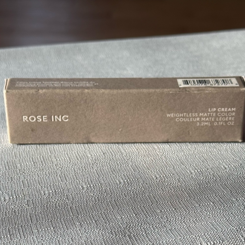 Rose Inc Lip Cream Weightless Matte Color Of Stars NIB 3.2ml